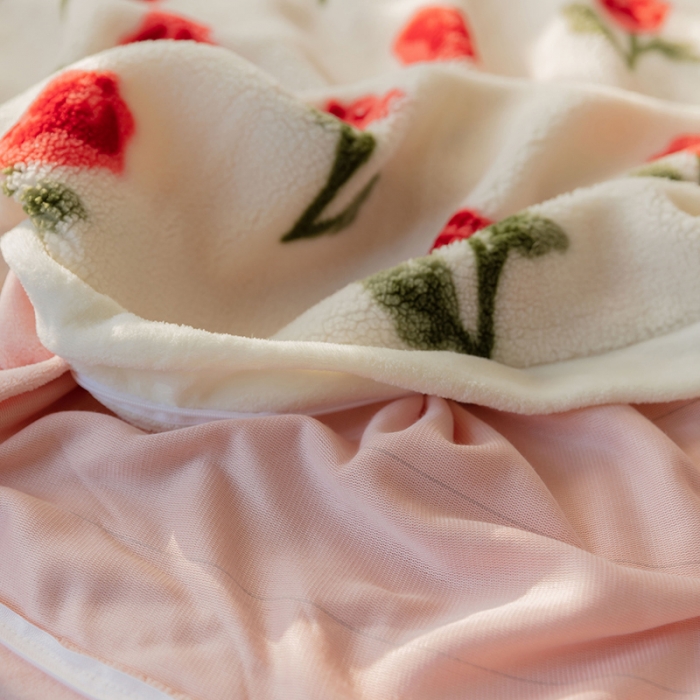 91家纺网 家纺一手货源 找家纺 澳梵家居 2021新款ins网红小颗粒羊羔绒牛奶绒绒四件套 清晨玫瑰