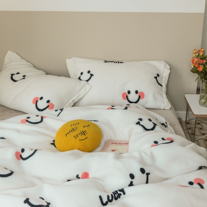 91家纺网 家纺一手货源 找家纺 澳梵家居 2021新款ins网红小颗粒羊羔绒牛奶绒绒四件套 小美好