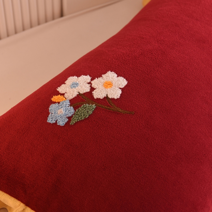 91家纺网 家纺一手货源 找家纺 甜之梦 2025新款毛巾绣牛奶绒单枕套 满天星洋酒红