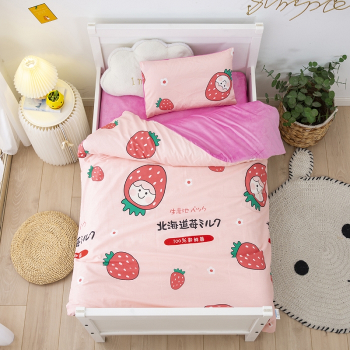 91家纺网 家纺一手货源 找家纺 鱼宝 2021新款棉加绒幼儿园多件套 北海道草莓