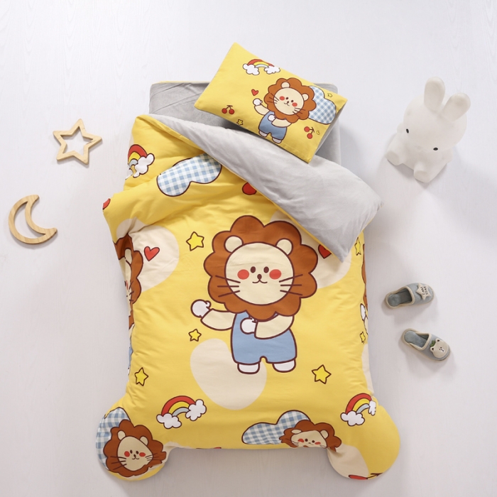 91家纺网 家纺一手货源 找家纺 鱼宝 2021新款棉加绒幼儿园多件套 小狮子