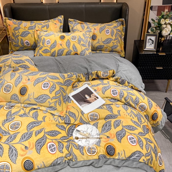 91家纺网 家纺一手货源 找家纺 眠帛 2021新款牛奶绒印花宽边拼角四件套 春华秋实