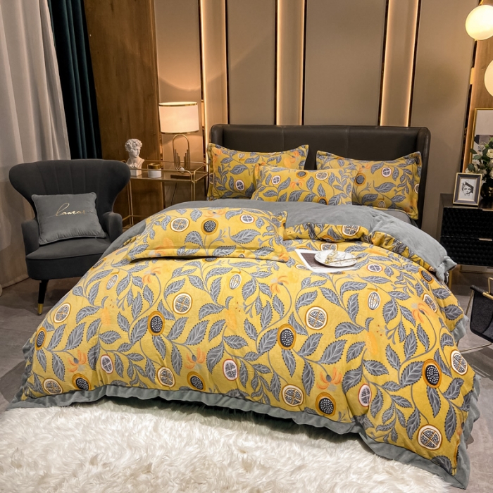 91家纺网 家纺一手货源 找家纺 眠帛 2021新款牛奶绒印花宽边拼角四件套 春华秋实