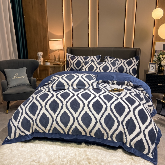 91家纺网 家纺一手货源 找家纺 眠帛 2021新款牛奶绒印花宽边拼角四件套 麦格蕾