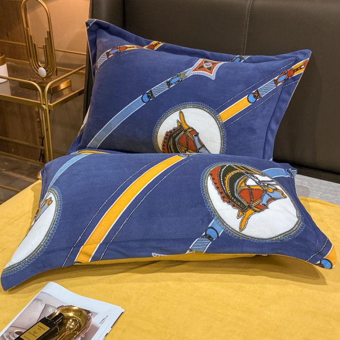 91家纺网 家纺一手货源 找家纺 眠帛 2021新款牛奶绒印花宽边拼角四件套 曼森