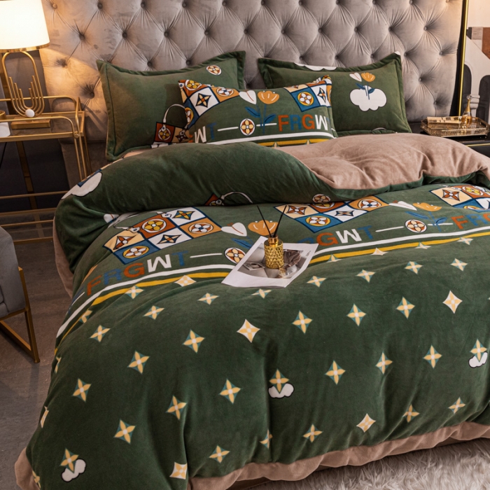 91家纺网 家纺一手货源 找家纺 眠帛 2021新款牛奶绒印花宽边拼角四件套 梦伴