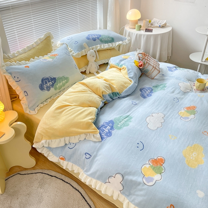 91家纺网 家纺一手货源 找家纺 眠帛 2021新款小清新花边款牛奶绒四件套 彩云