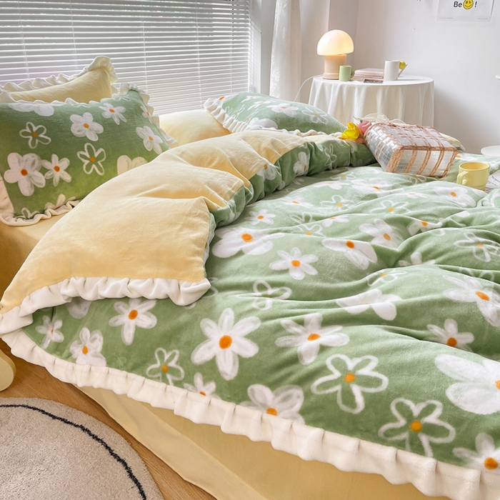 91家纺网 家纺一手货源 找家纺 眠帛 2021新款小清新花边款牛奶绒四件套 清野