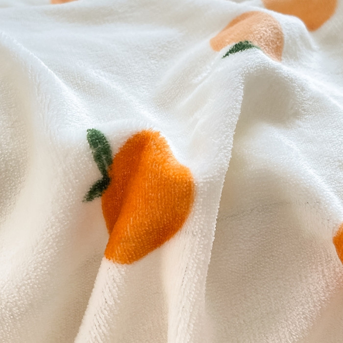 91家纺网 家纺一手货源 找家纺 眠帛 2021新款小清新花边款牛奶绒四件套 小柑橘