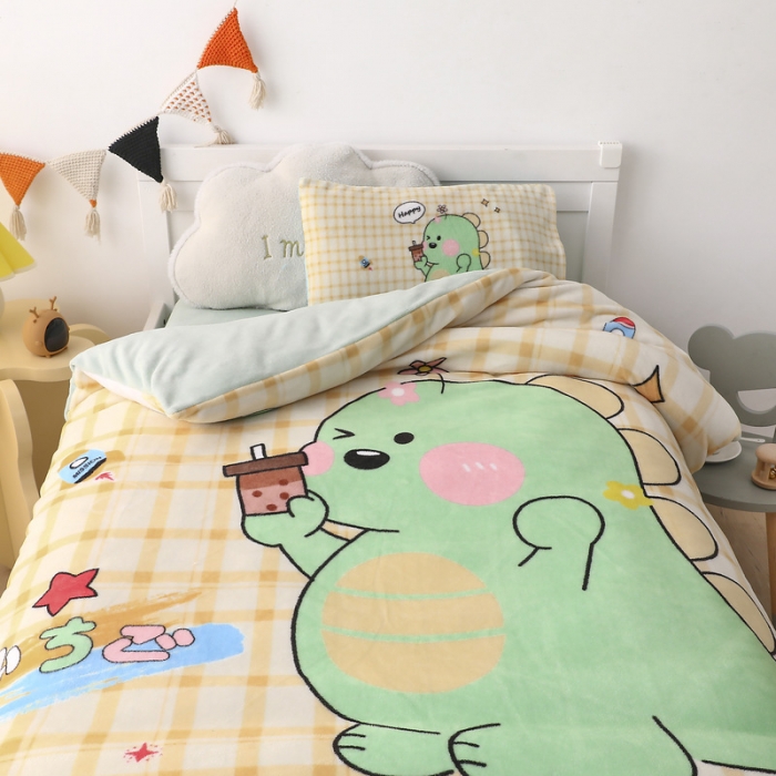 91家纺网 家纺一手货源 找家纺 鱼宝 2021新款大版牛奶绒婴童多件套 小可爱