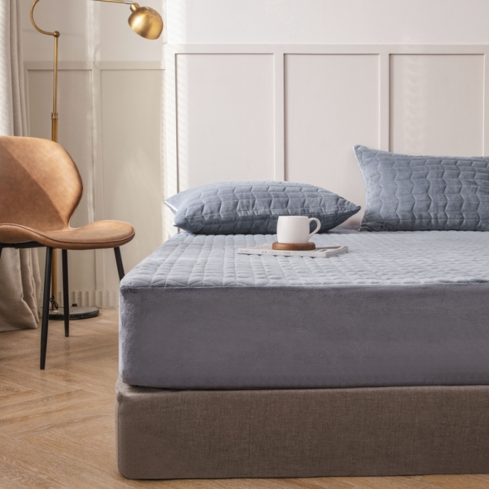 91家纺网 家纺一手货源 找家纺 (总）小米笠 2021新款牛奶绒夹棉床笠