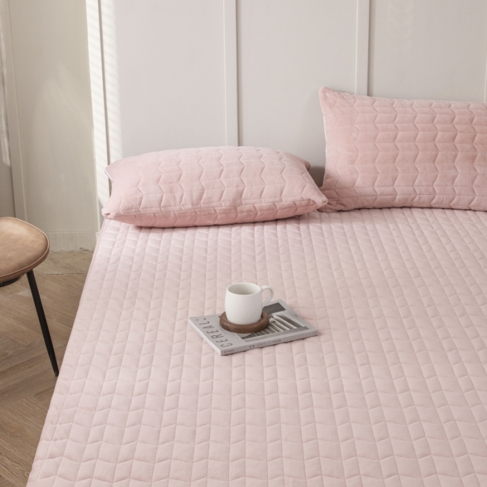 91家纺网 家纺一手货源 找家纺 小米笠 2021新款牛奶绒夹棉床笠 藕玉