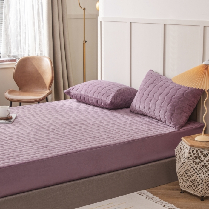 91家纺网 家纺一手货源 找家纺 小米笠 2021新款牛奶绒夹棉床笠 深豆沙