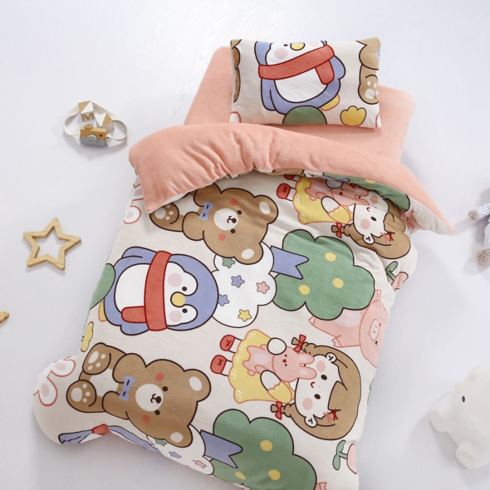 91家纺网 家纺一手货源 找家纺 鱼宝 2021新款小版牛奶绒婴童多件套 快乐女孩