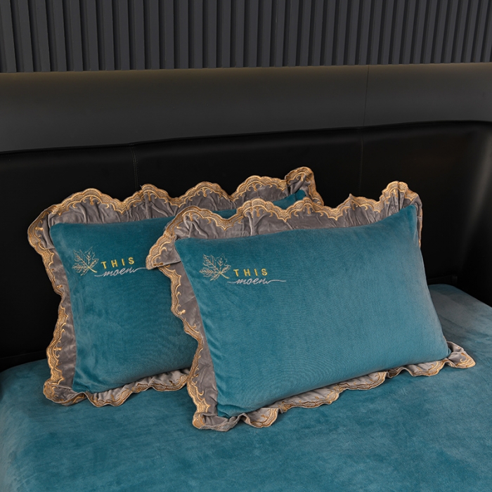 91家纺网 家纺一手货源 找家纺 眠帛家居 2021新款秋冬牛奶绒刺绣工艺四件套 枫叶-蓝色