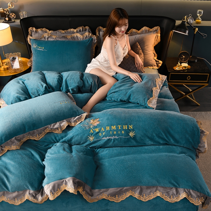 91家纺网 家纺一手货源 找家纺 眠帛家居 2021新款秋冬牛奶绒刺绣工艺四件套 枫叶-蓝色