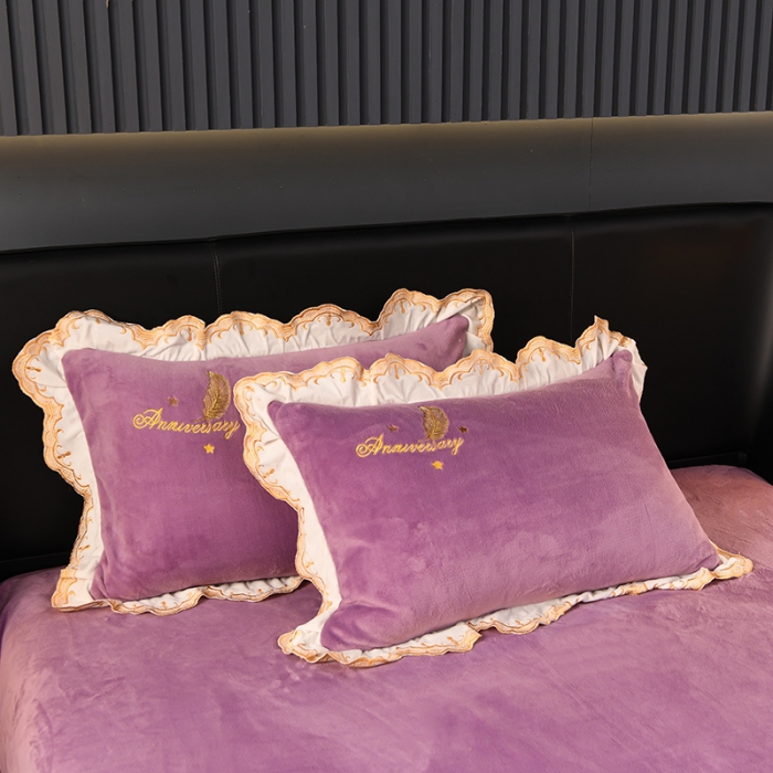 91家纺网 家纺一手货源 找家纺 眠帛家居 2021新款秋冬牛奶绒刺绣工艺四件套 羽毛-富贵紫