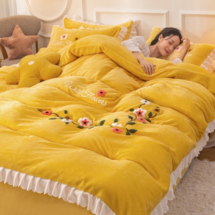 91家纺网 家纺一手货源 找家纺 （总）新款牛奶绒毛巾绣水晶雕花宝宝绒魔法绒法莱雪花绒四件套