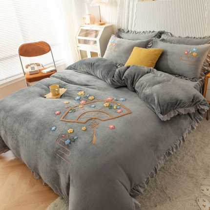 91家纺网 家纺一手货源 找家纺 （总）新款牛奶绒毛巾绣水晶雕花宝宝绒魔法绒法莱雪花绒四件套