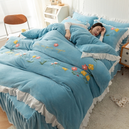 91家纺网 家纺一手货源 找家纺 （总）新款牛奶绒毛巾绣水晶雕花宝宝绒魔法绒法莱雪花绒四件套