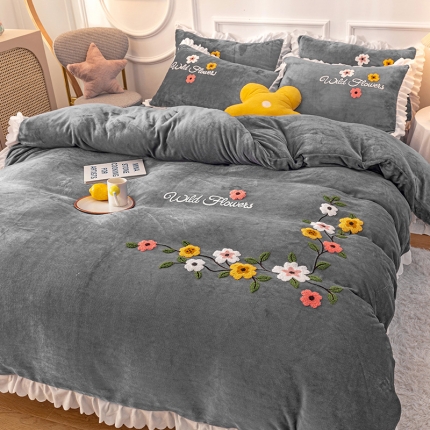 91家纺网 家纺一手货源 找家纺 （总）新款牛奶绒毛巾绣水晶雕花宝宝绒魔法绒法莱雪花绒四件套