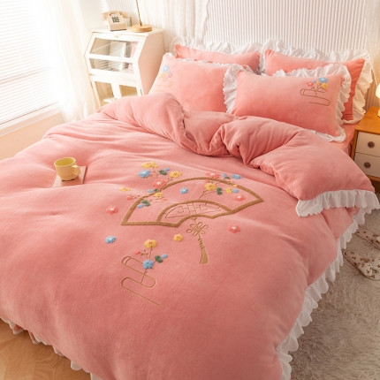 91家纺网 家纺一手货源 找家纺 （总）新款牛奶绒毛巾绣水晶雕花宝宝绒魔法绒法莱雪花绒四件套