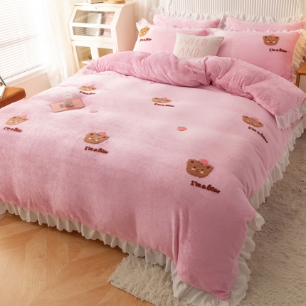 91家纺网 家纺一手货源 找家纺 （总）新款牛奶绒毛巾绣水晶雕花宝宝绒魔法绒法莱雪花绒四件套