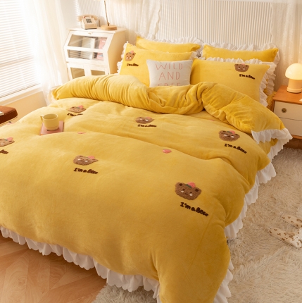 91家纺网 家纺一手货源 找家纺 （总）新款牛奶绒毛巾绣水晶雕花宝宝绒魔法绒法莱雪花绒四件套