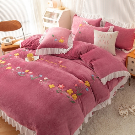 91家纺网 家纺一手货源 找家纺 （总）新款牛奶绒毛巾绣水晶雕花宝宝绒魔法绒法莱雪花绒四件套