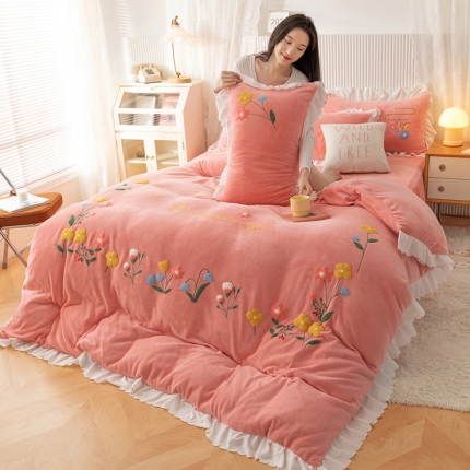 91家纺网 家纺一手货源 找家纺 （总）新款牛奶绒毛巾绣水晶雕花宝宝绒魔法绒法莱雪花绒四件套