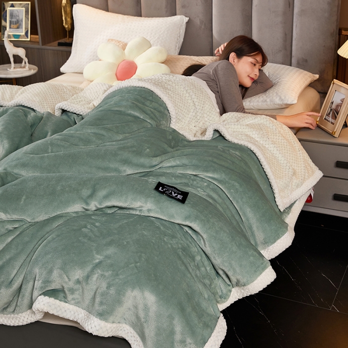 91家纺网 家纺一手货源 找家纺 小燕燕 2022新款多功能可拆洗被套毯 草绿