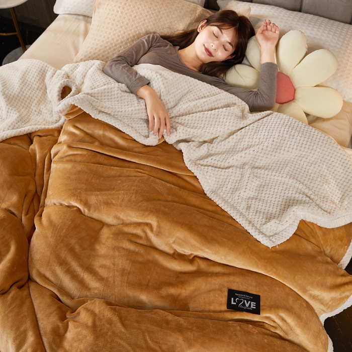 91家纺网 家纺一手货源 找家纺 小燕燕 2022新款多功能可拆洗被套毯 姜黄