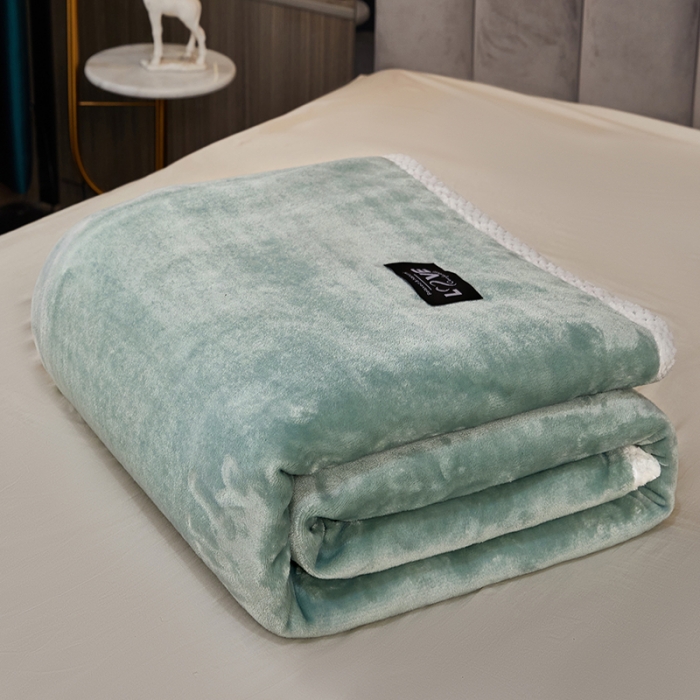 91家纺网 家纺一手货源 找家纺 小燕燕 2022新款多功能可拆洗被套毯 草绿