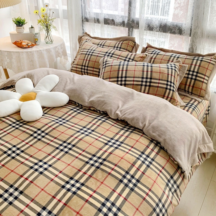 91家纺网 家纺一手货源 找家纺 金爱家 2021新款高克重牛奶绒四件套 巴宝莉