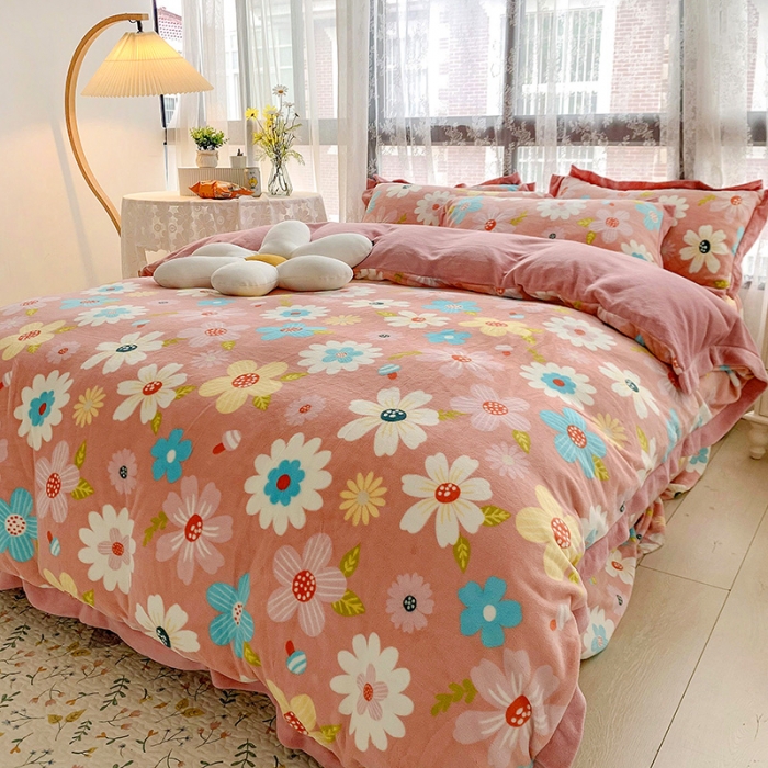 91家纺网 家纺一手货源 找家纺 金爱家 2021新款高克重牛奶绒四件套 蓓蕾粉