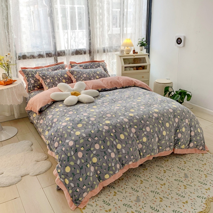 91家纺网 家纺一手货源 找家纺 金爱家 2021新款高克重牛奶绒四件套 缤纷世界