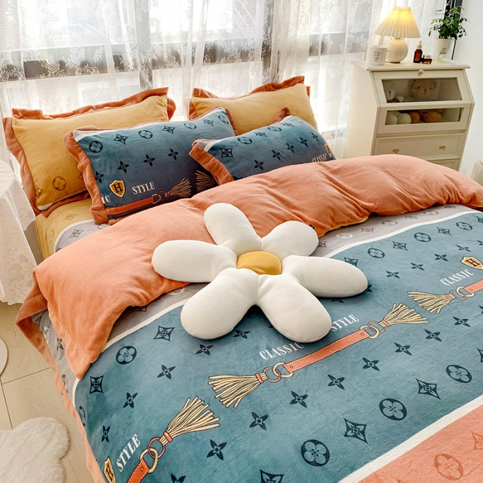 91家纺网 家纺一手货源 找家纺 金爱家 2021新款高克重牛奶绒四件套 多彩