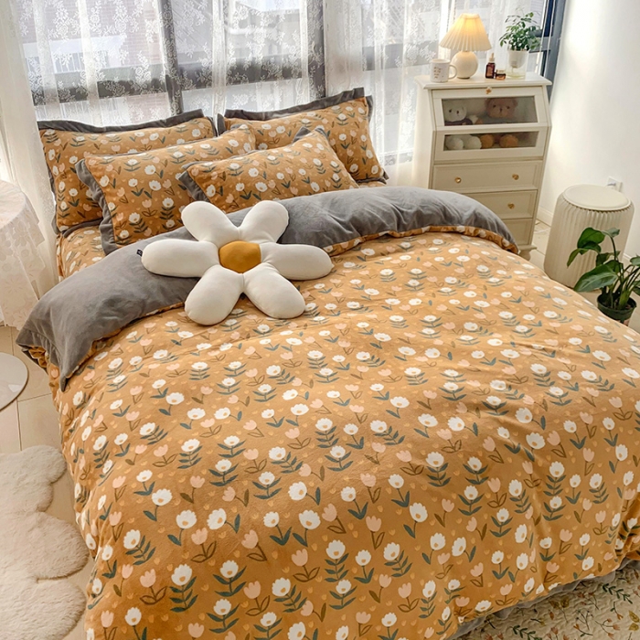 91家纺网 家纺一手货源 找家纺 金爱家 2021新款高克重牛奶绒四件套 花间物语