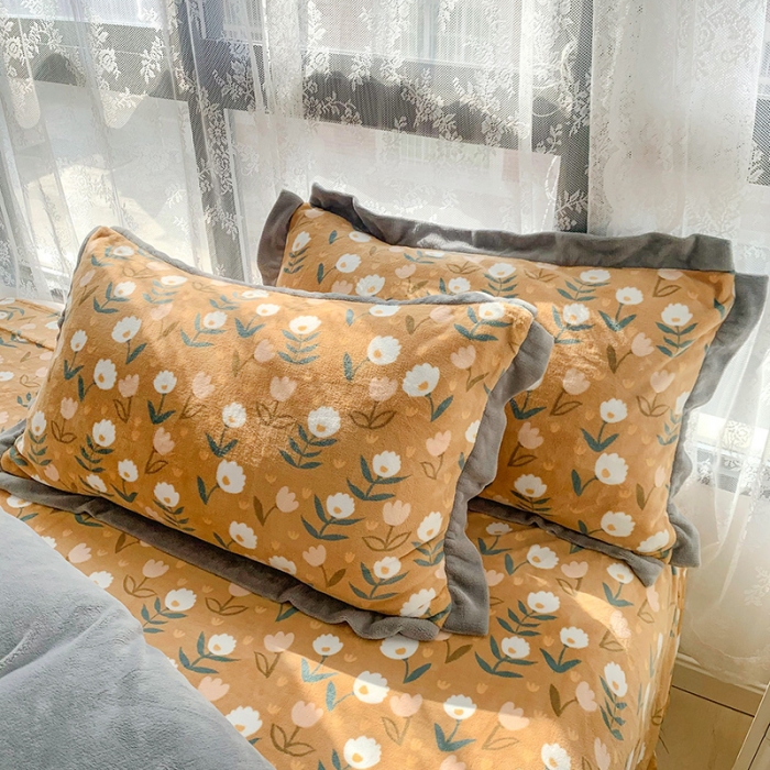 91家纺网 家纺一手货源 找家纺 金爱家 2021新款高克重牛奶绒四件套 花间物语