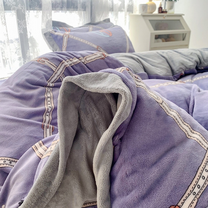 91家纺网 家纺一手货源 找家纺 金爱家 2021新款高克重牛奶绒四件套 皇冠紫