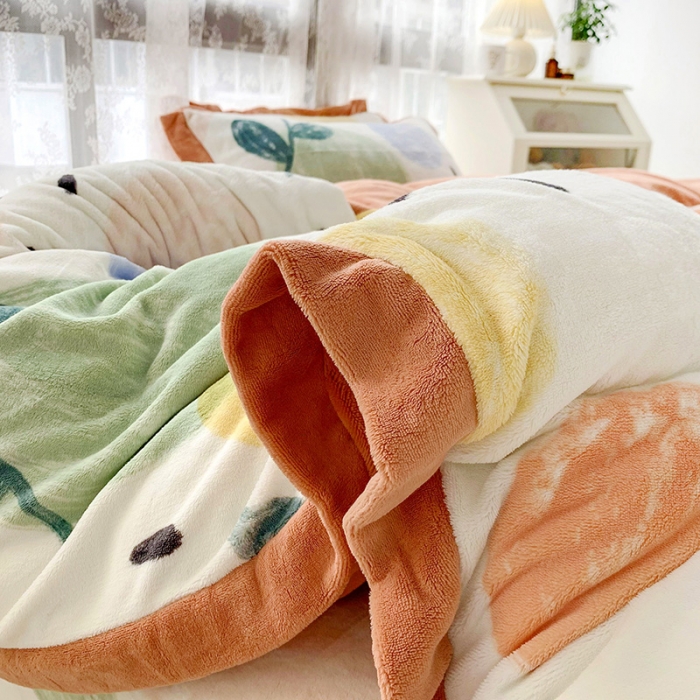 91家纺网 家纺一手货源 找家纺 金爱家 2021新款高克重牛奶绒四件套 梦幻世界