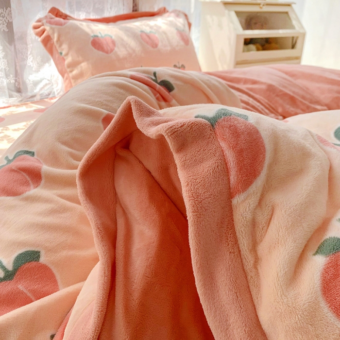 91家纺网 家纺一手货源 找家纺 金爱家 2021新款高克重牛奶绒四件套 蜜桃