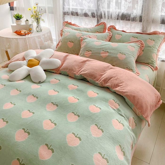 91家纺网 家纺一手货源 找家纺 金爱家 2021新款高克重牛奶绒四件套 蜜桃绿