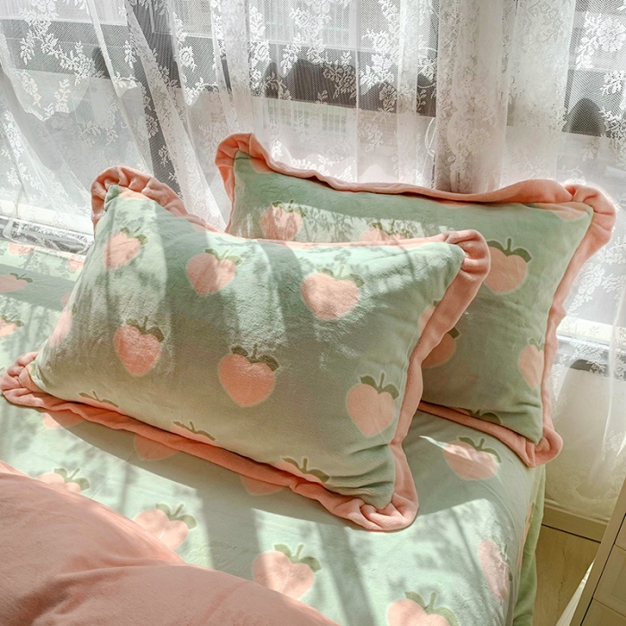 91家纺网 家纺一手货源 找家纺 金爱家 2021新款高克重牛奶绒四件套 蜜桃绿