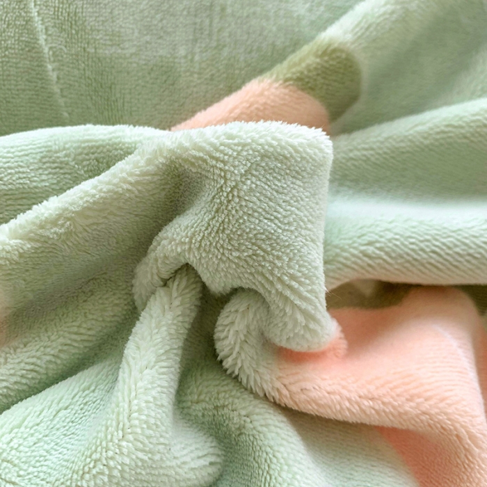 91家纺网 家纺一手货源 找家纺 金爱家 2021新款高克重牛奶绒四件套 蜜桃绿