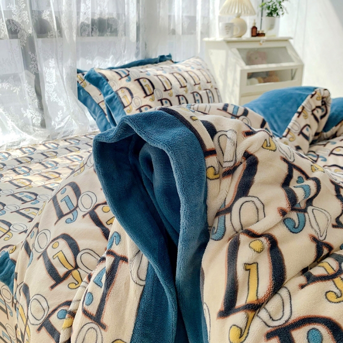 91家纺网 家纺一手货源 找家纺 金爱家 2021新款高克重牛奶绒四件套 时尚DJ