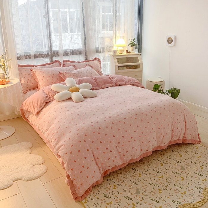 91家纺网 家纺一手货源 找家纺 金爱家 2021新款高克重牛奶绒四件套 樱花草