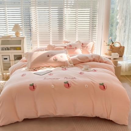 91家纺网 家纺一手货源 找家纺 芯贝儿毛巾绣加厚牛奶绒四件套法莱魔法宝宝绒被套桃之夭夭-玉