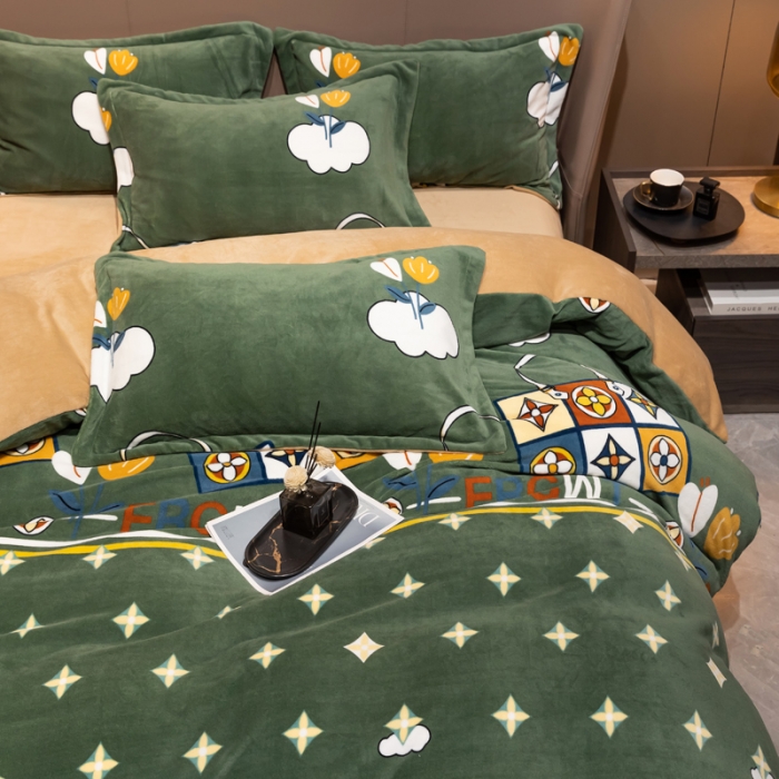 91家纺网 家纺一手货源 找家纺 芯贝儿2021轻奢简约加厚牛奶绒保暖四件套法莱宝宝绒被套 梦伴绿