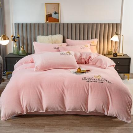 91家纺网 家纺一手货源 找家纺 （总）慕尚 2022新款高克重牛奶绒刺绣四件套